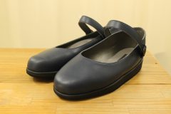 装具使用/甲バンド付パンプス