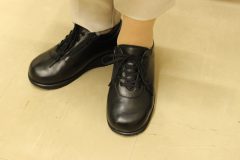 先天性股関節脱臼/紐＋内ファスナー