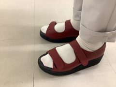 足が不安定な方に/室内用の靴
